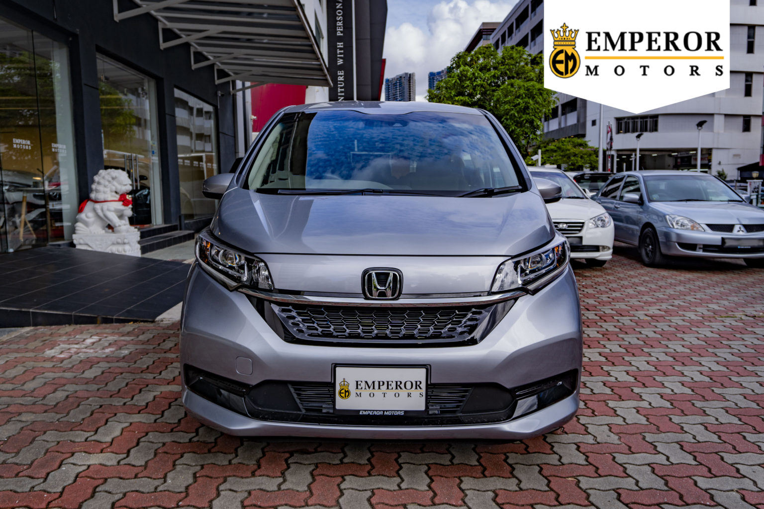 Honda freed plus hybrid